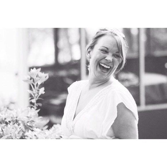 Meet your Posher, Allison - Picture 1 of 1